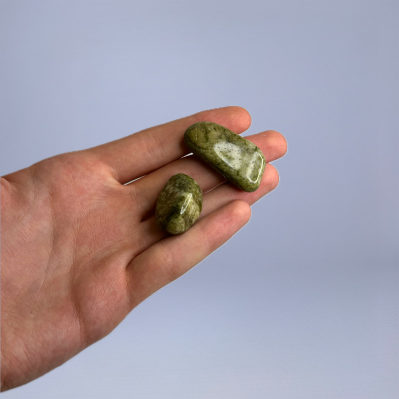 Epidot Fulg de Nea Rulat 2.5-4cm