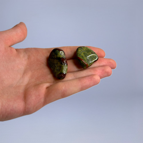 Jasp Sângele Dragonului Rulat 2.5-3.5cm 2