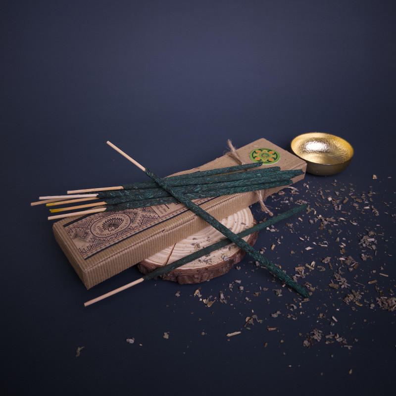 Bețișoare Ritual cu Rudă - Protecție și Purificare